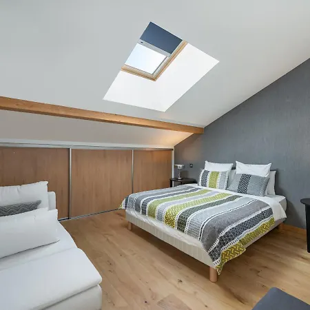 Appartement Contemporain Skis Aux Pieds Avec Parking Au Coeur De Courchevel 1650 - Fr-1-563-83